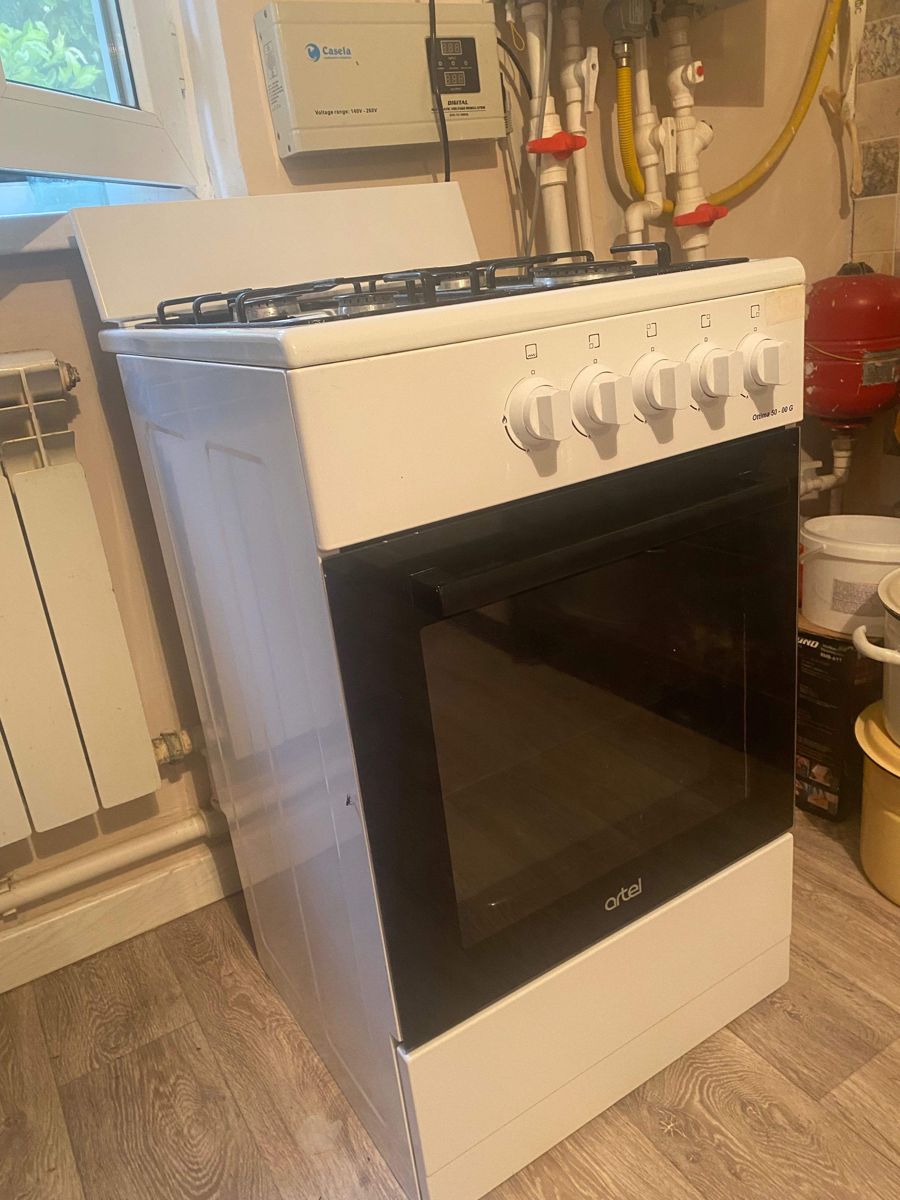 Продам газовую плиту