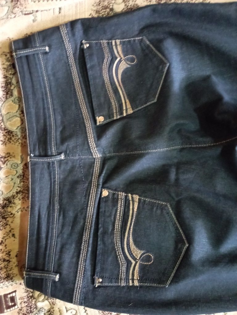 Джинсы женские продам