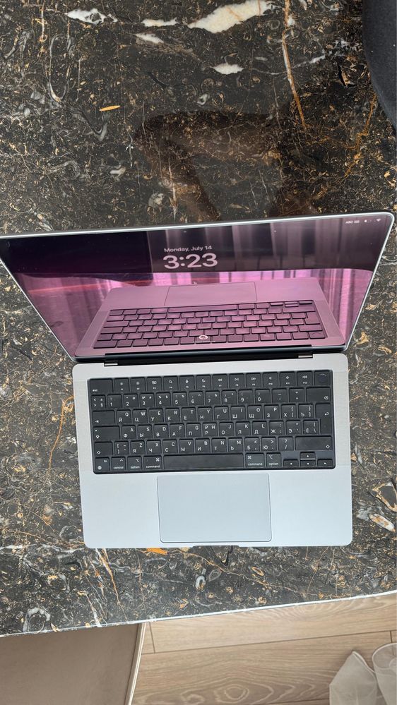 Apple MacBook Pro в идеальном состоянии