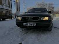 Автомобиль Ауди А4 97 год