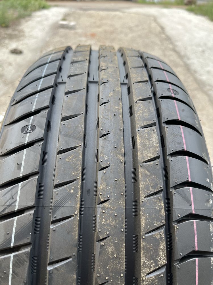 205/55 R16 Triangle TH202