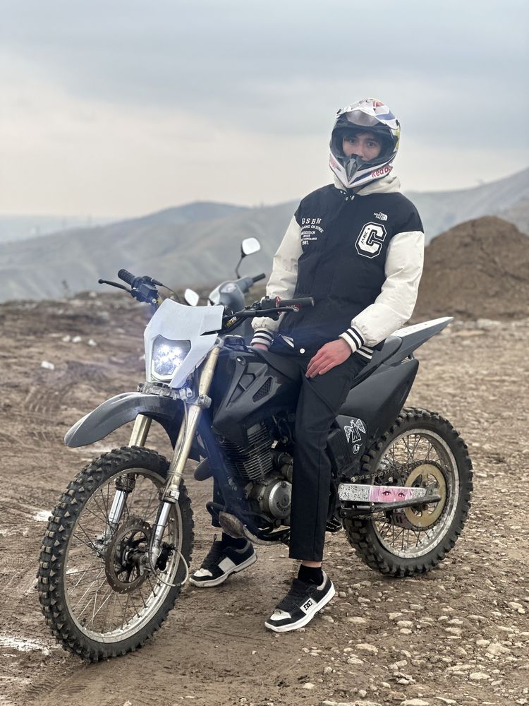 Продам эндуро 250сс