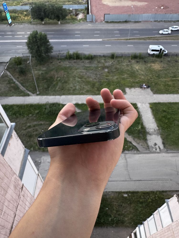 Продам iPhone 13 256gb (Айфон 13 256гб).