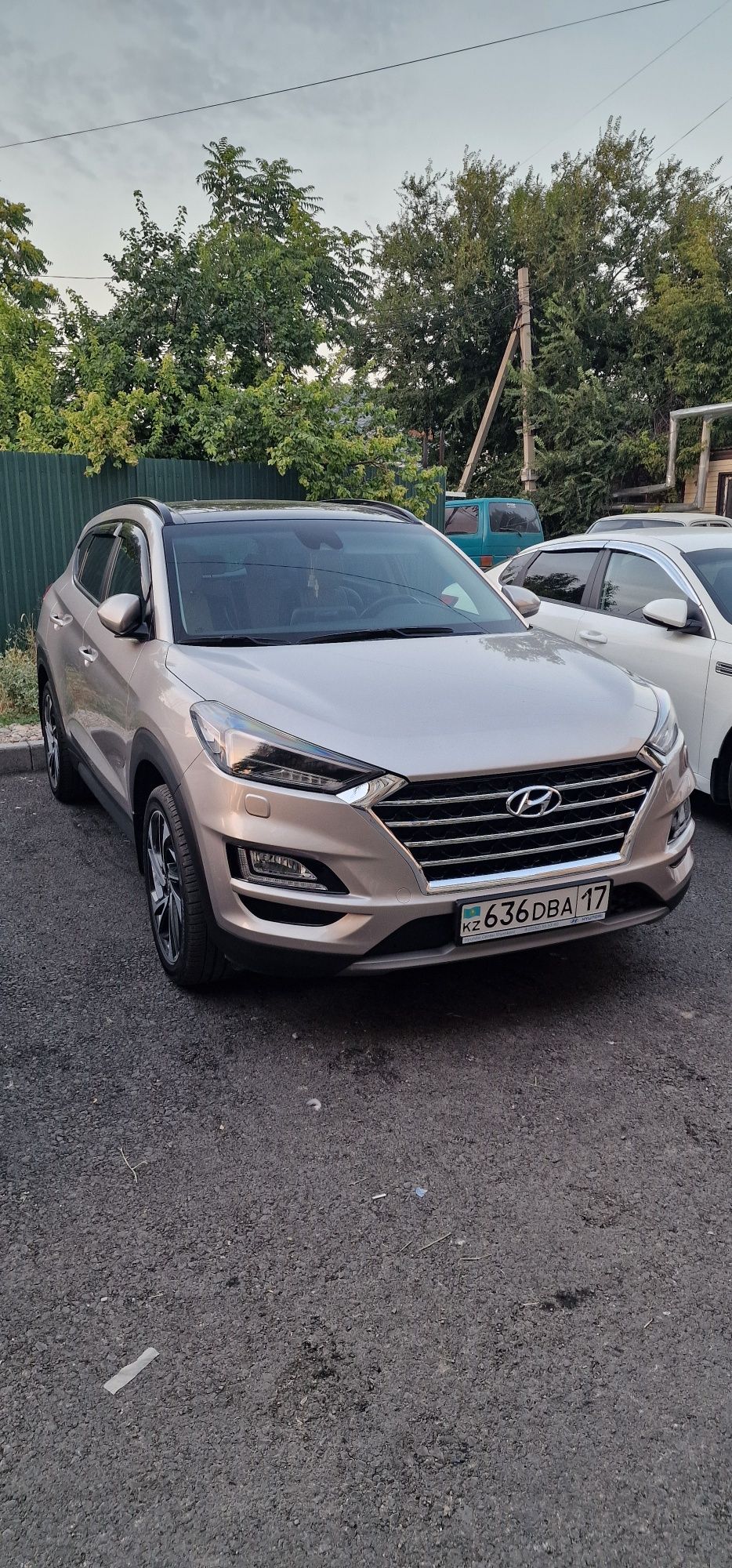 Продам Hyundai Tucson в самой полной комплектации