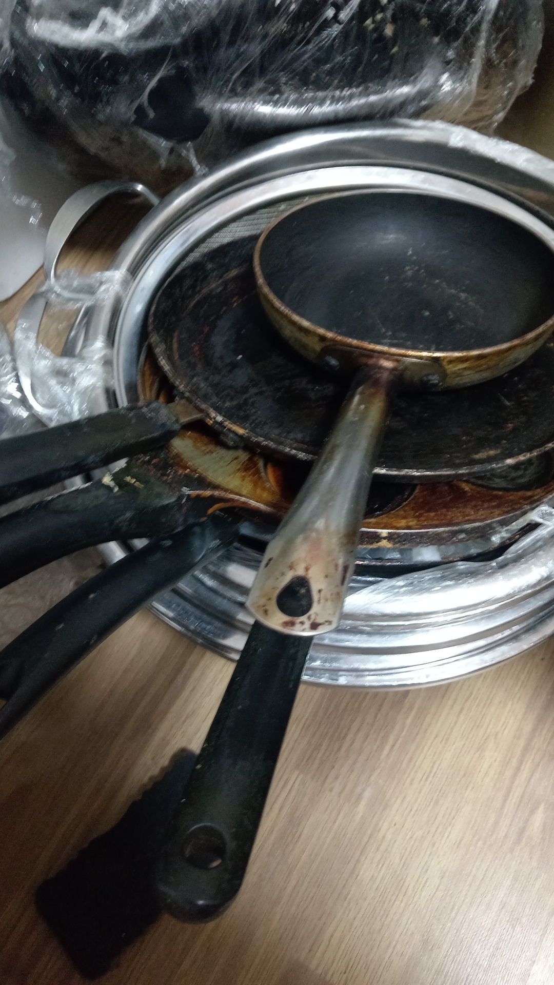 Продаётся кухонный комплект посуды и инвентаря для кафе, ресторана
