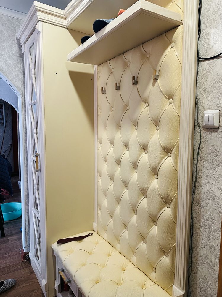 Продам прихожую