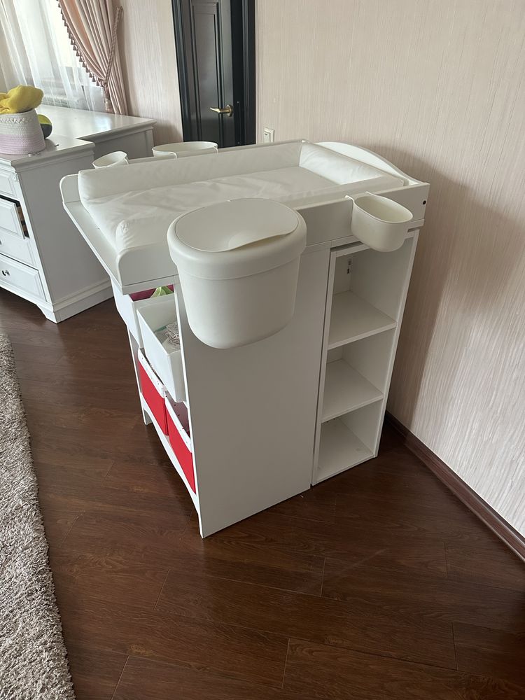 Пеленальный столик IKEA , с дополнительными опциями