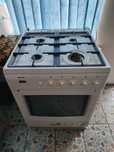 Продам газовую плиту