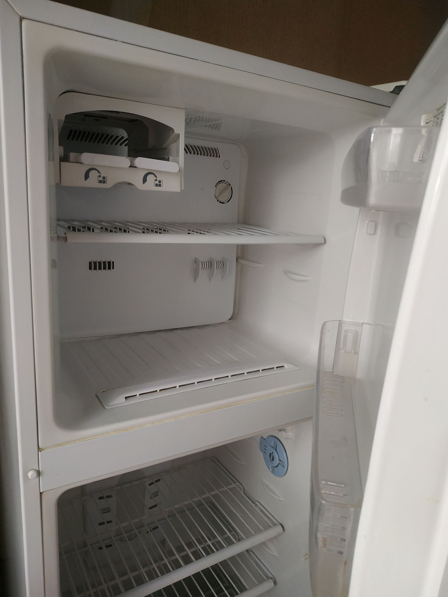 Продаю холодильник Samsung