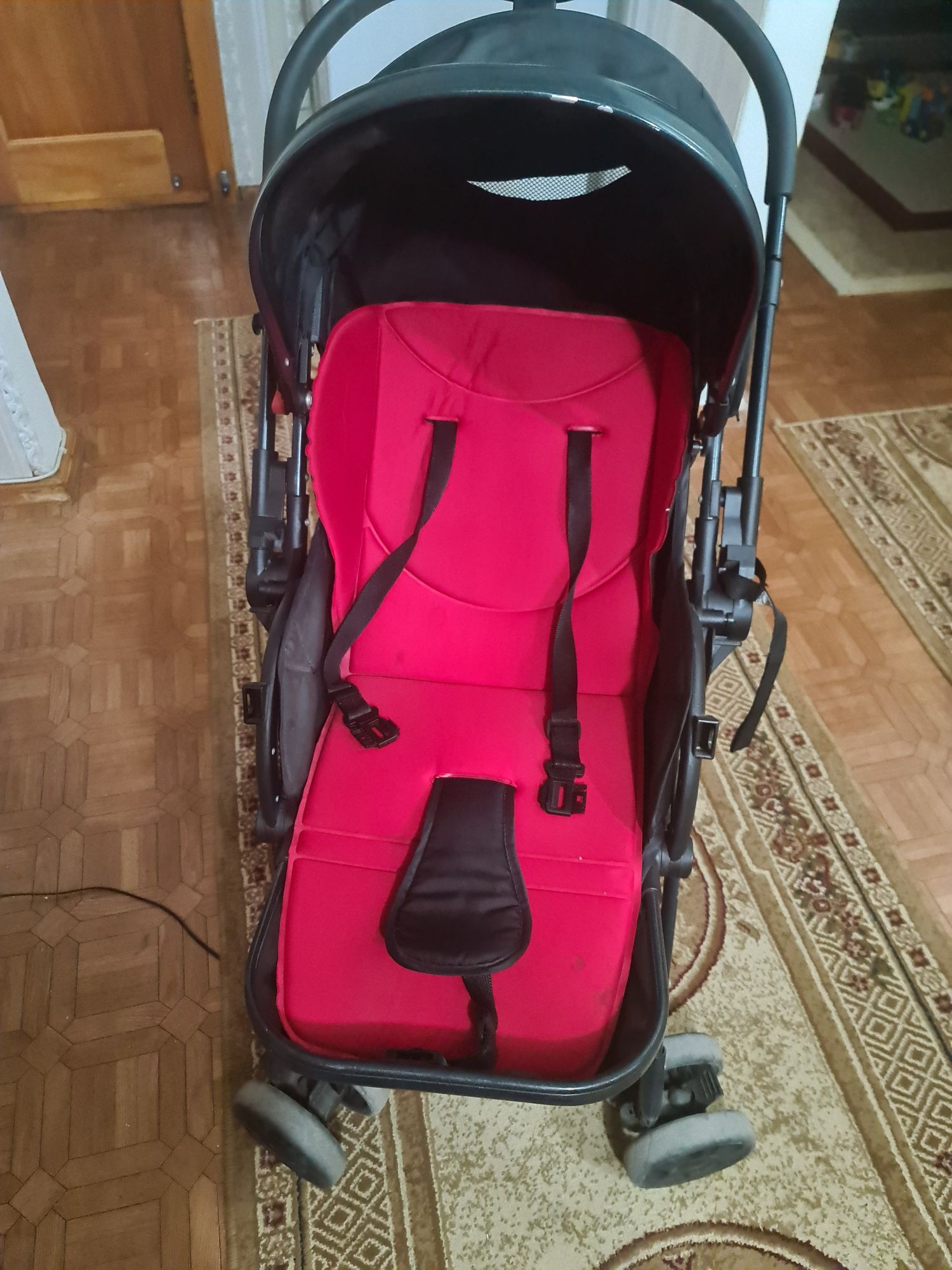Коляска Coballe черного цвета