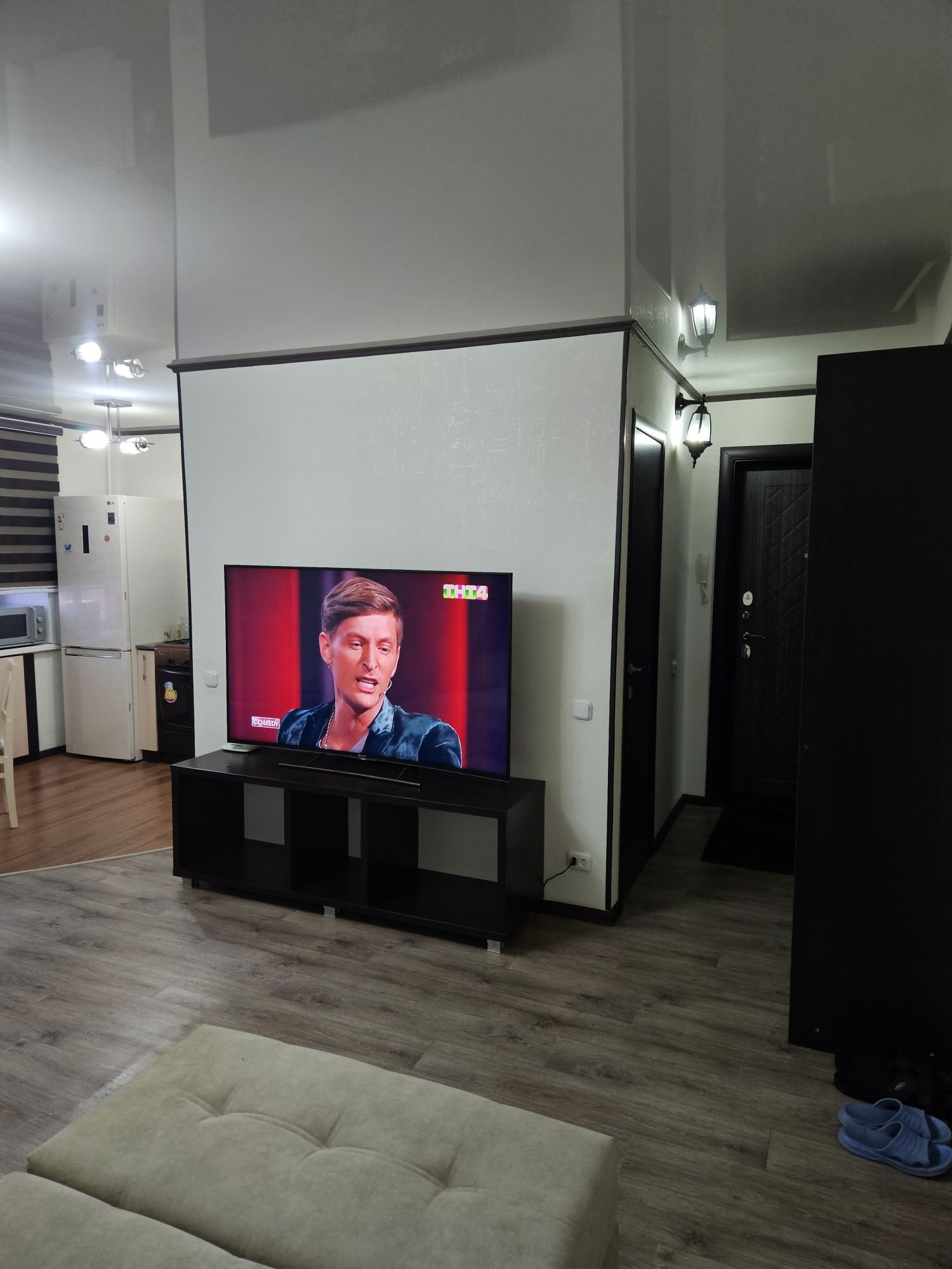 2-комнатная,jacuzzi,TV 165см,королевская кровать