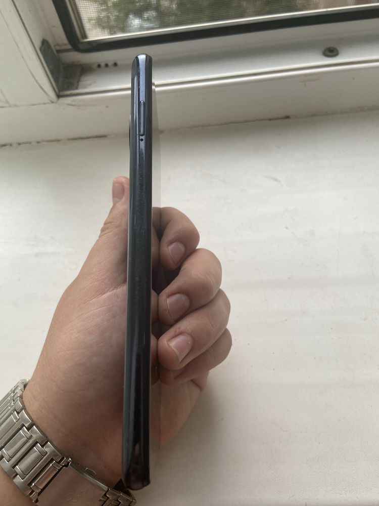 Продам телефон Poco X3 NFC