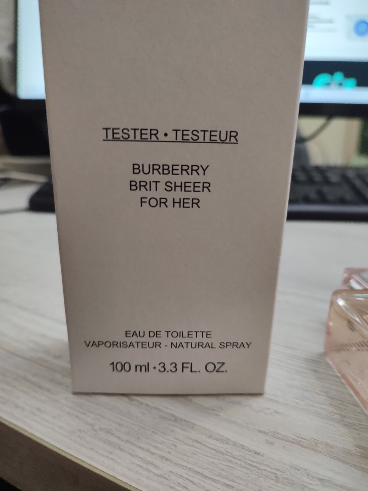 Туалетная вода для женщин Burberry Brit sheer