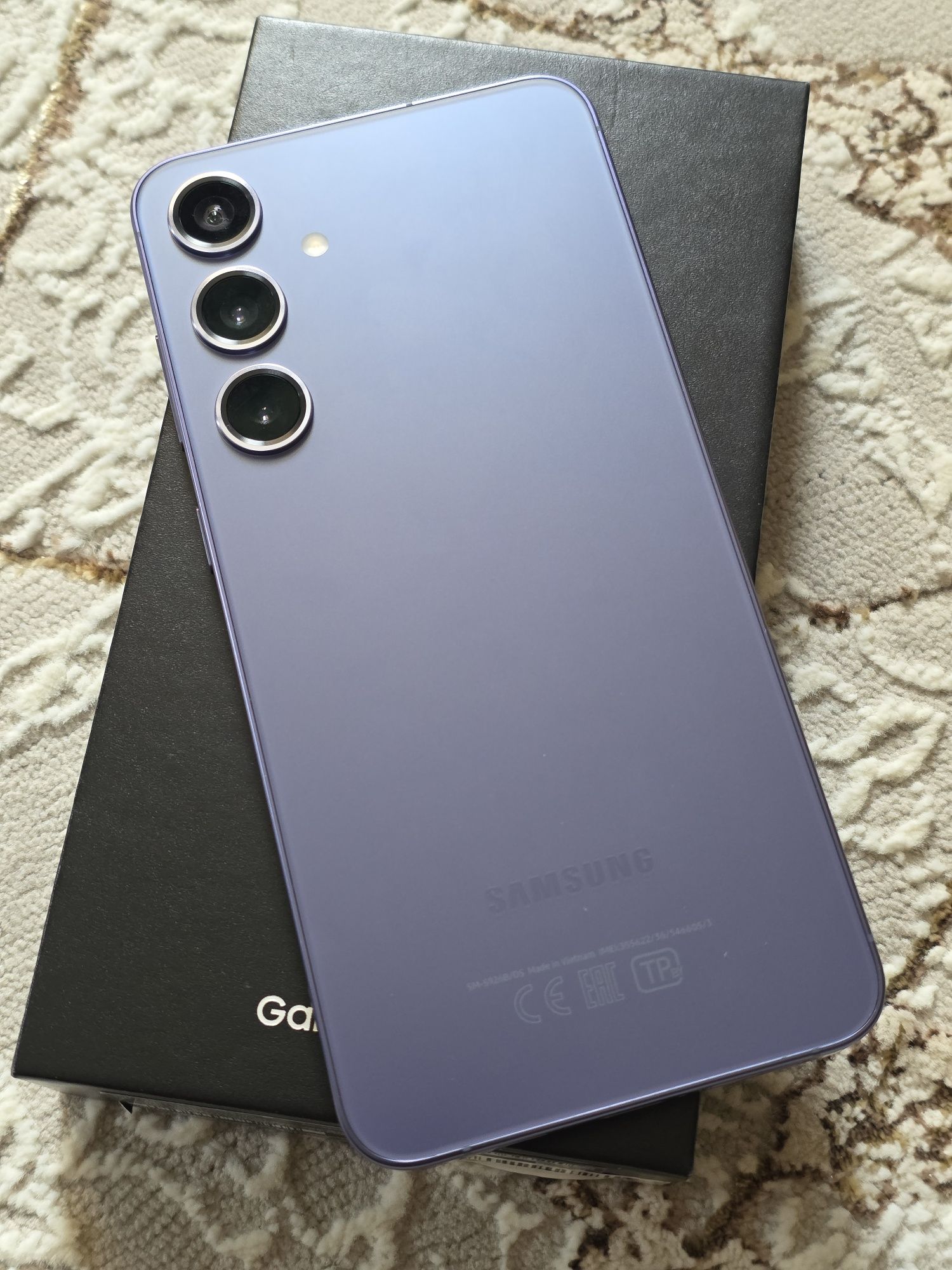 Продам Samsung S24+ plus 256gb
