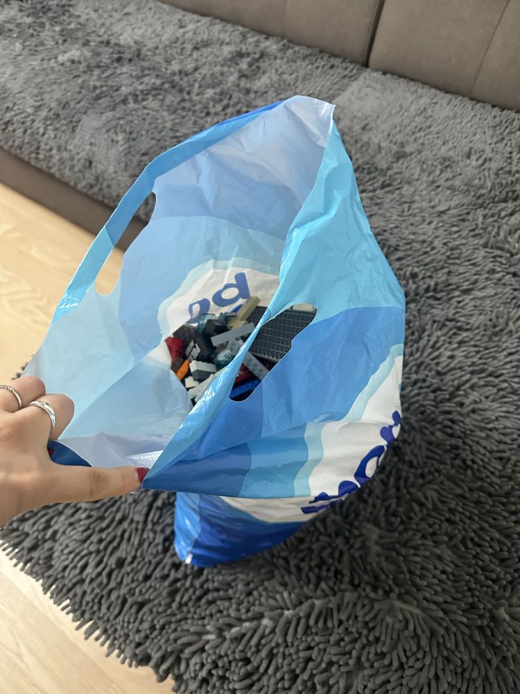 Продам лего оригинал пакет