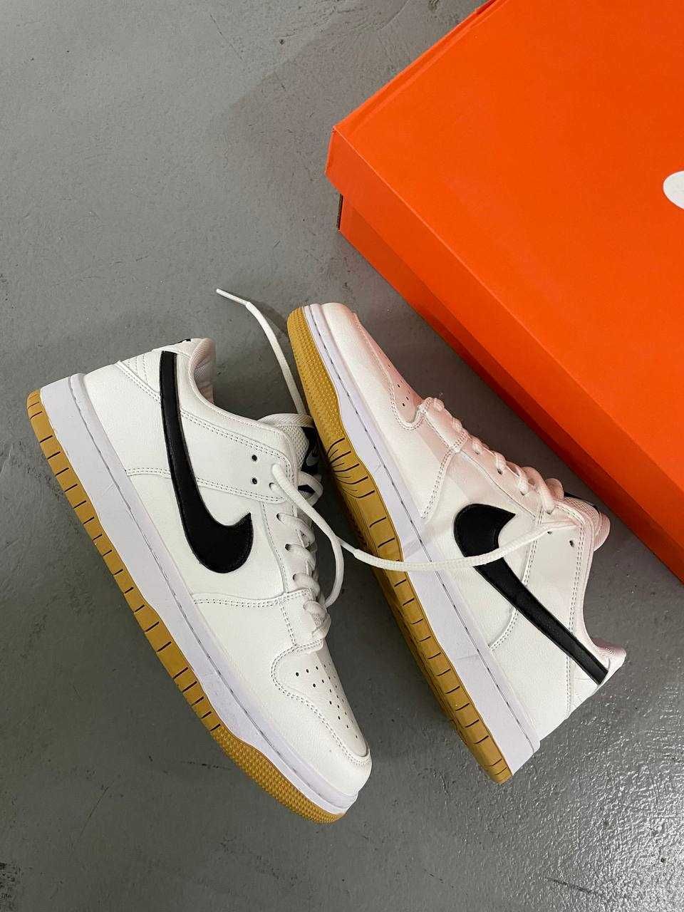 Nike SB Dunk Low White Gum