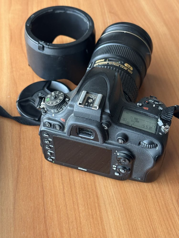 Nikon D600 с  объективом