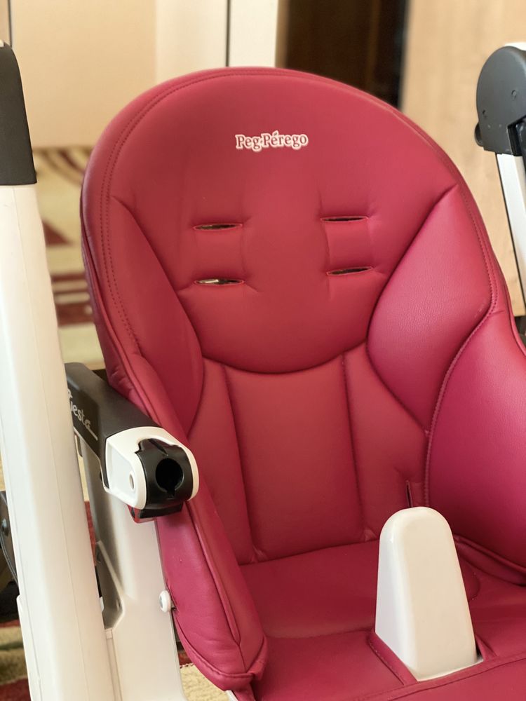 Peg-Perego Siesta Follow Me Berry пурпурный