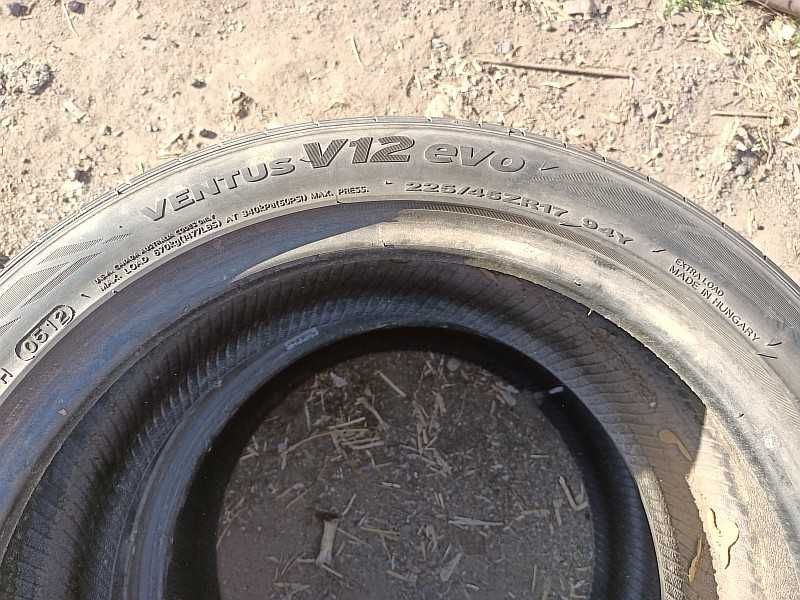 Шины 225/45 R17 - "Hankook Ventus V12 EVO" (Венгрия), летние.
