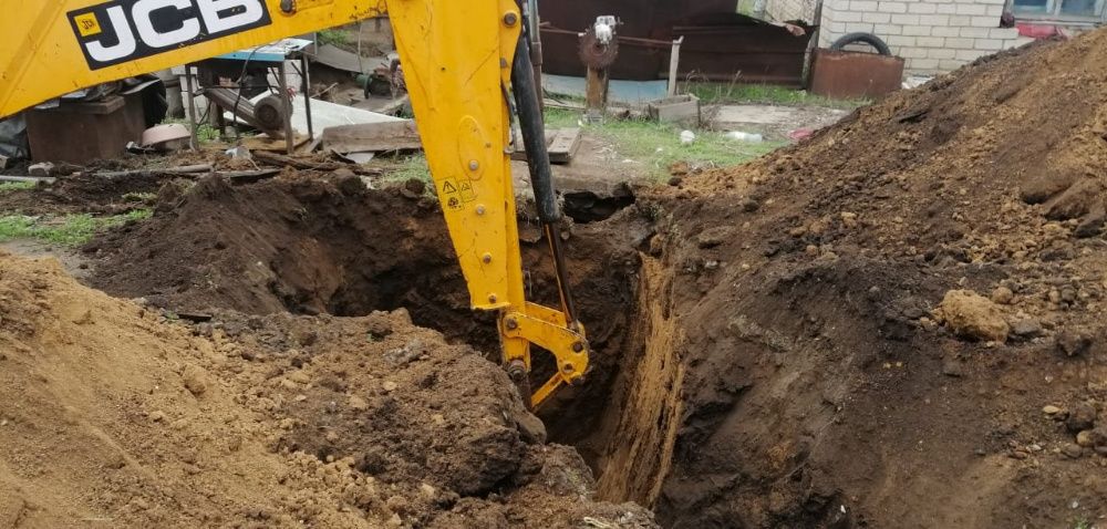 Услуги экскаватора-погрузчика JCB-3CX + Ямобур + Гидромолот