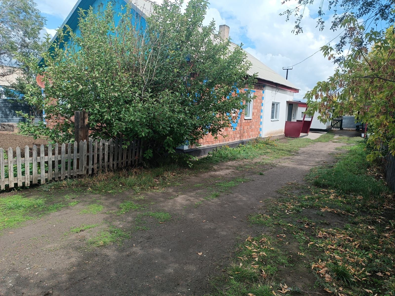 Продаются дом,в станция солоничка кокпекты.