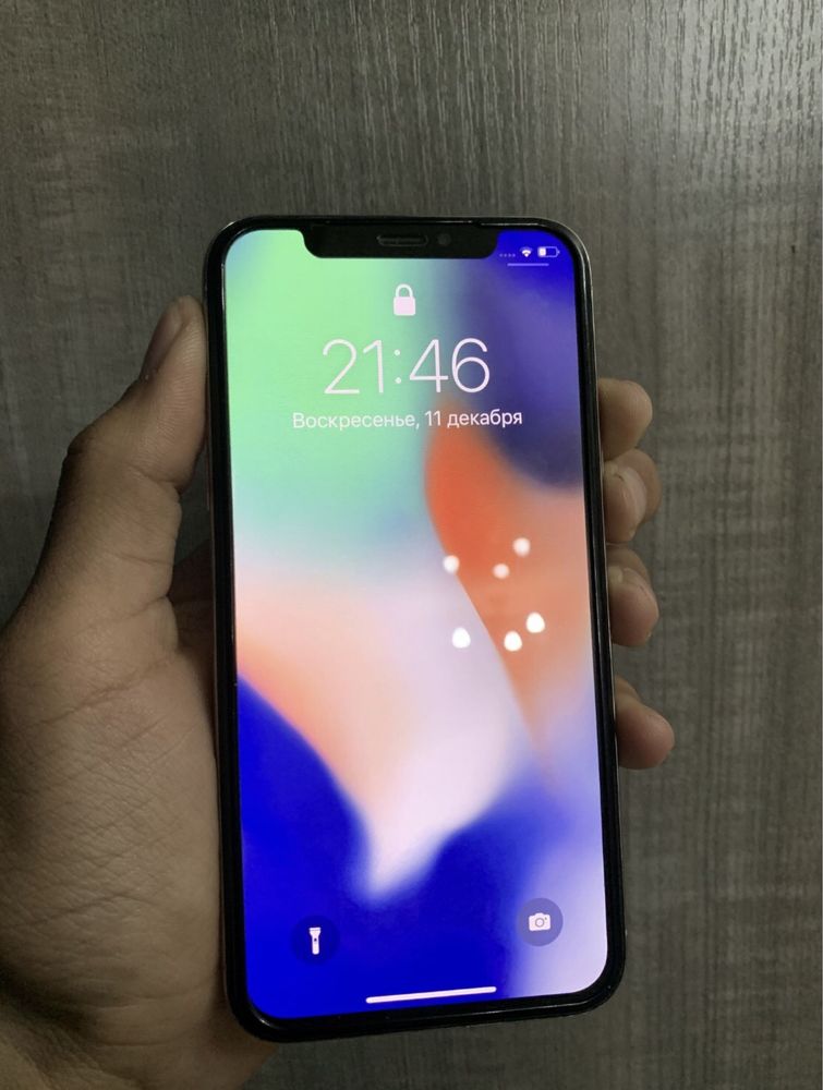 Iphone x в отличном состояний!срочно!