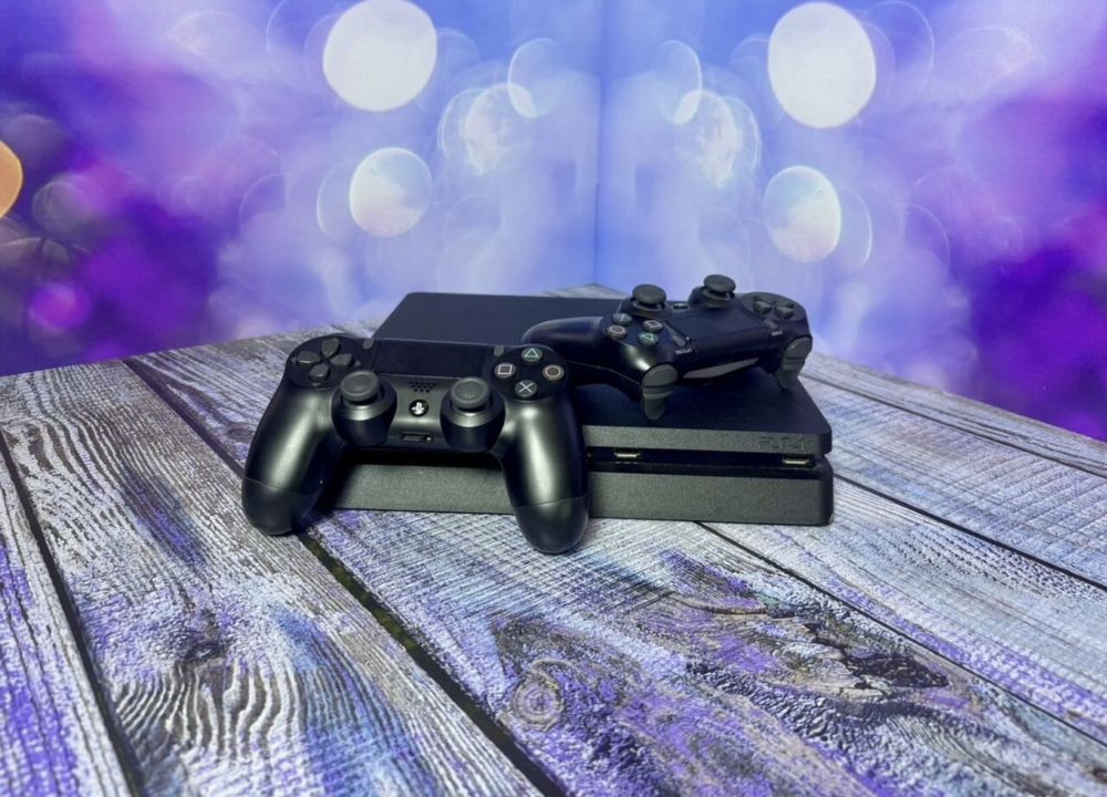 PS4 SLIM + FC 25, UFC 3 и 4 и 250+ игр