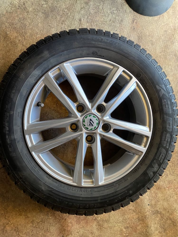195/65R15 зимняя резина