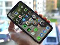 Продаётся iphone xr в хорошем состоянии