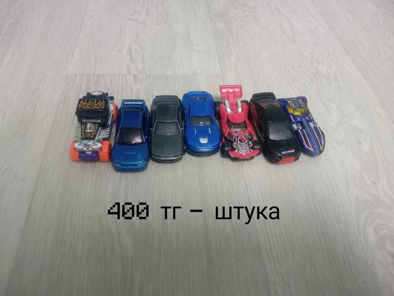 Машинки Hotwheels