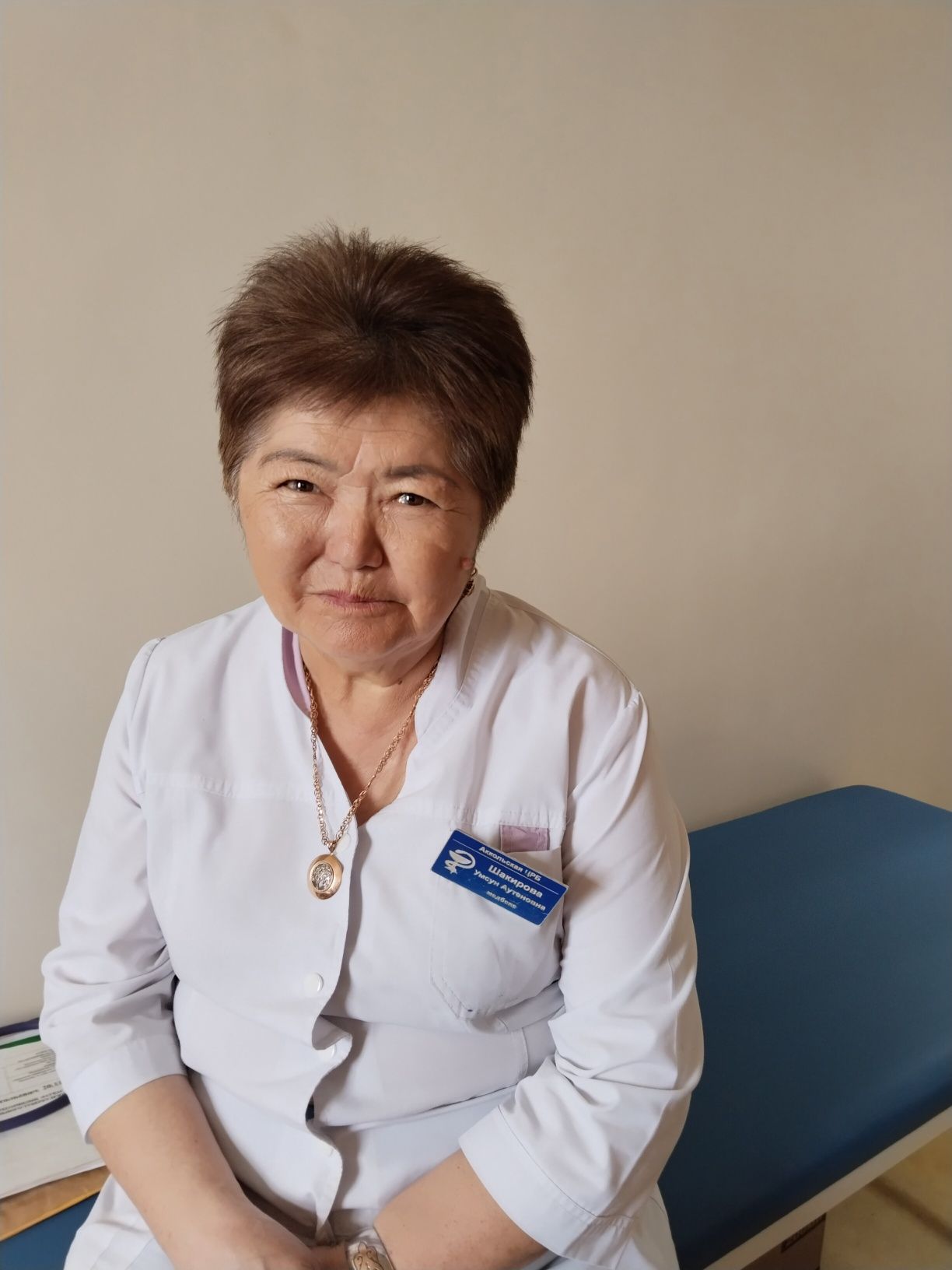 Уколы, системы на дом. Стаж 45 лет.