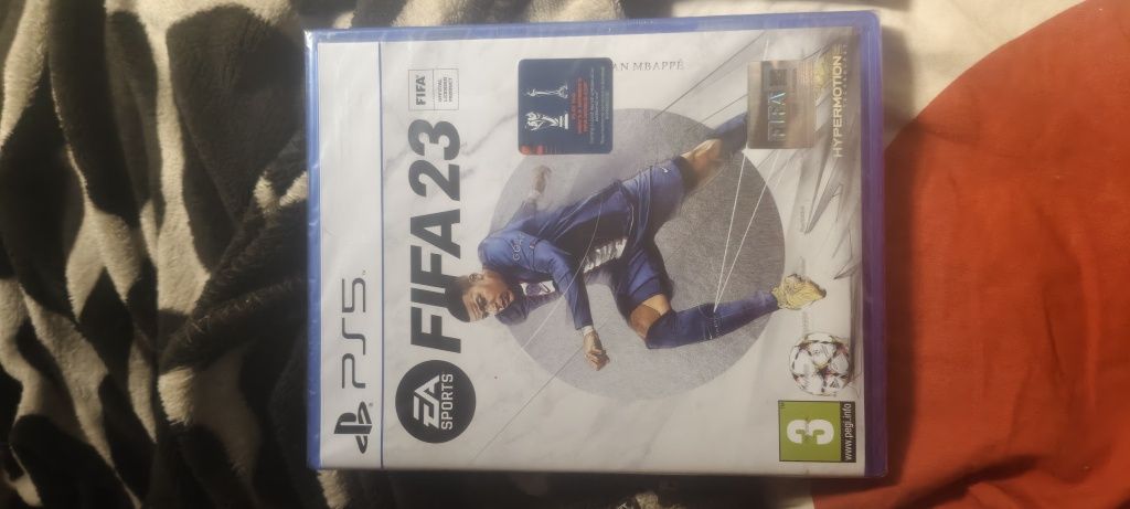 Диски на пс 5 FIFA 23. и call of Duti
