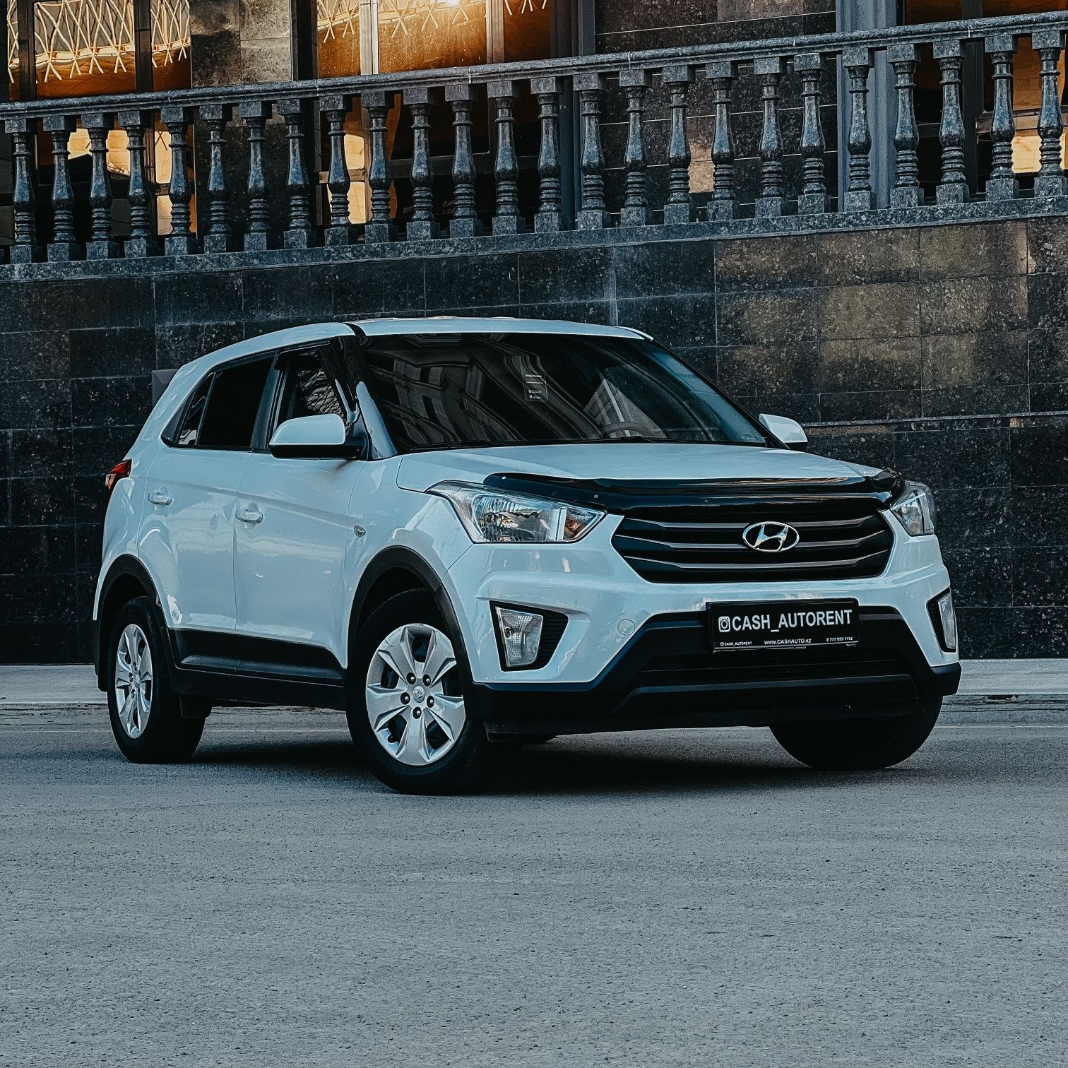 Кроссовер без водителя Hyundai KIA прокат машины аренда автомобилей 24