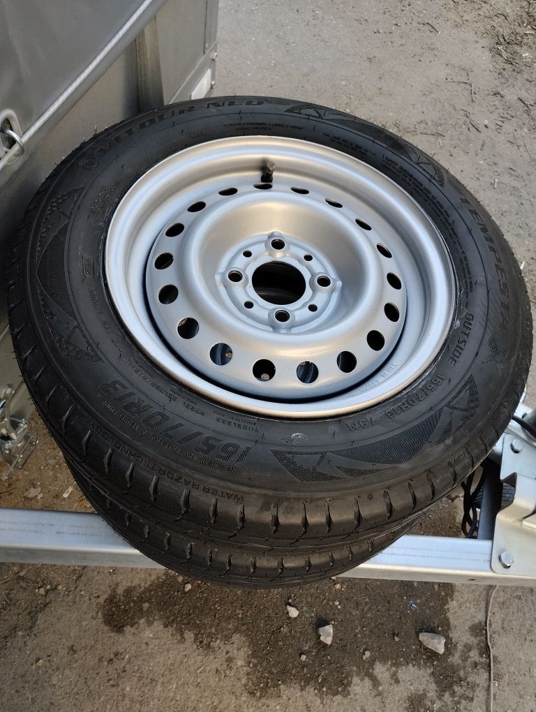Продам 2 колеса R 13.