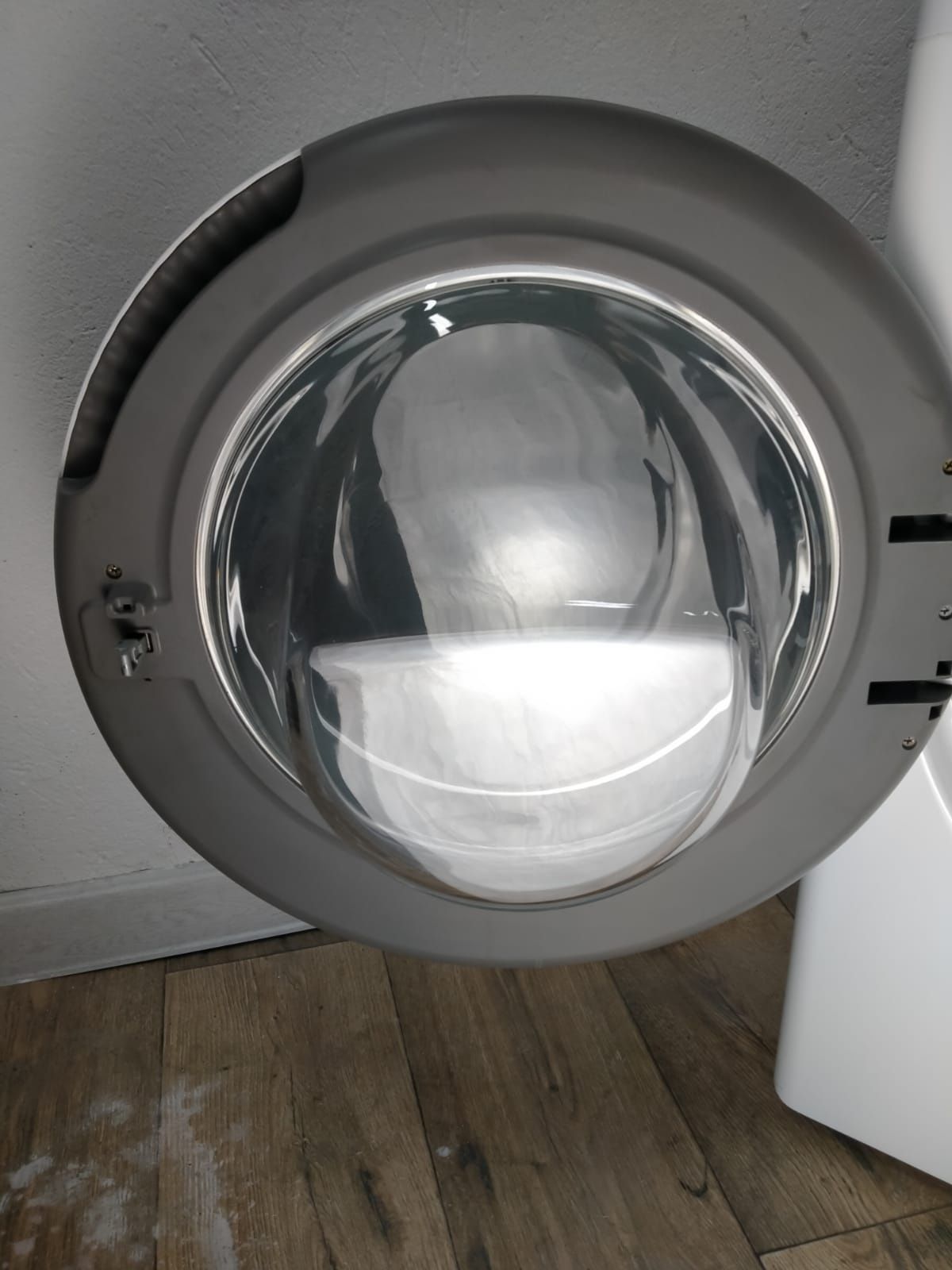 LG 7KG в идеальном состоянии/пол цены/гарантия/доставка установка 0.