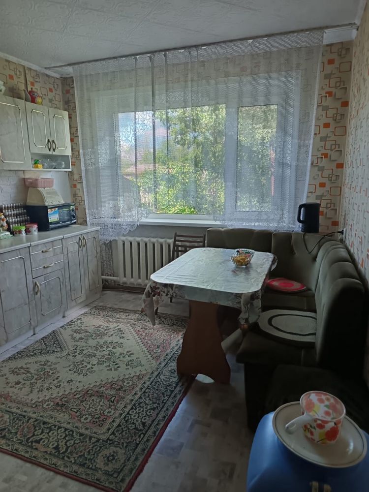 Продам дом с мебелью