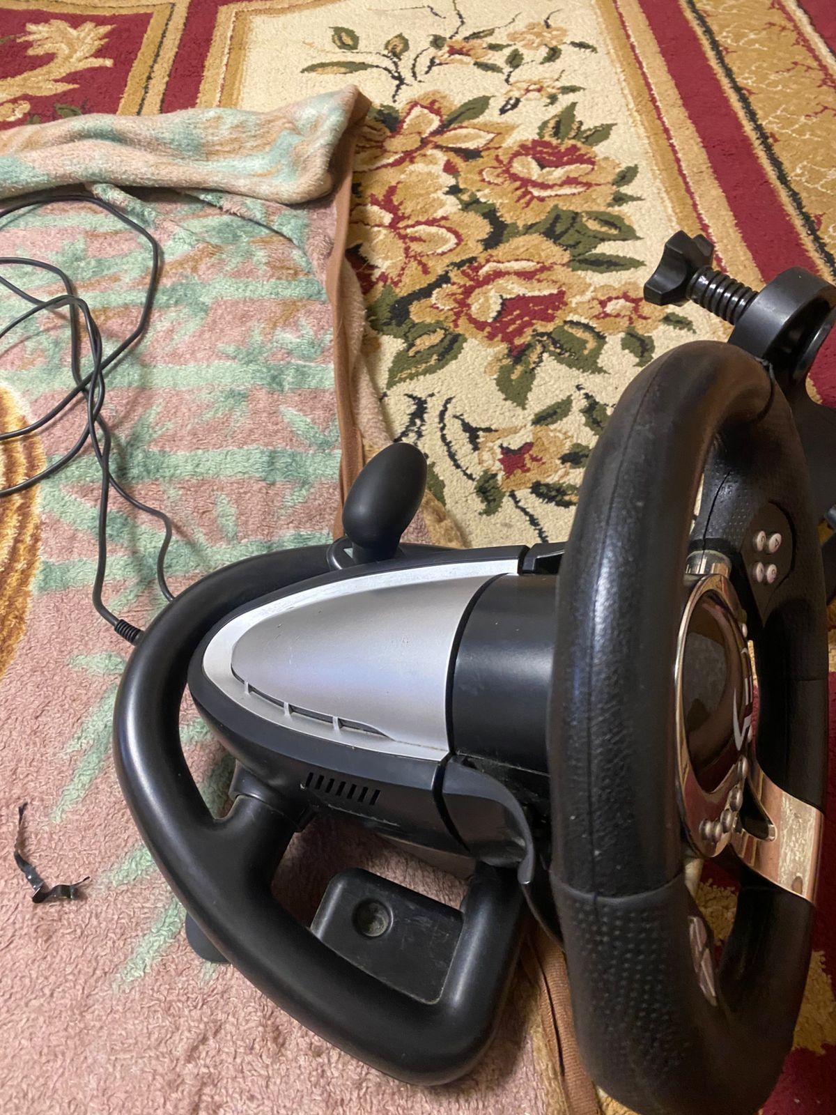 Игровой руль SVEN GC-W700