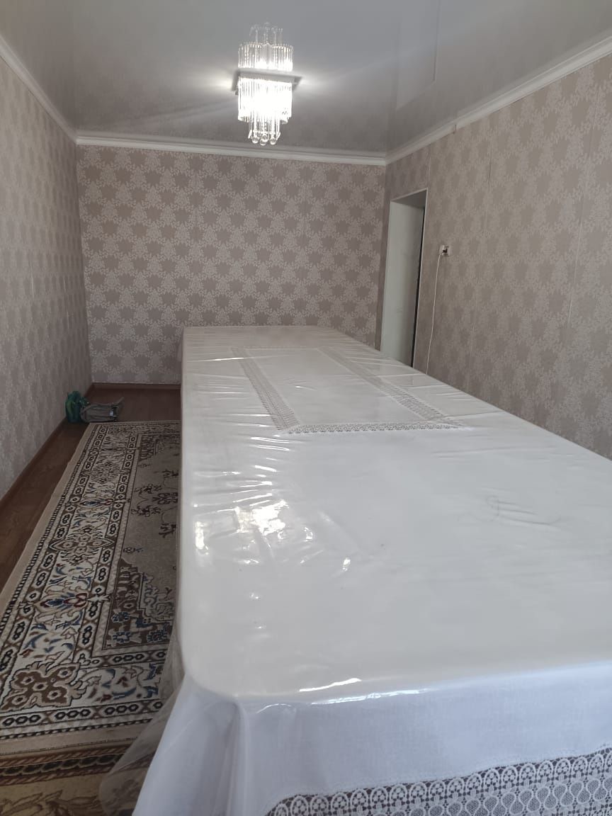 Стол для зала, мебель