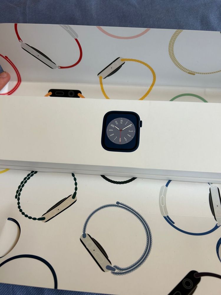 Apple watch 8 в идельном состоянии