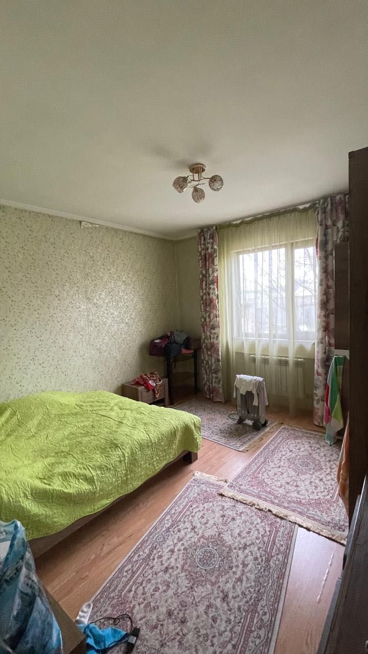 Продам дом. Строили для семьи