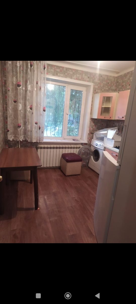 Сдаю 1 комнатую квартиру 100000 ком..услуга