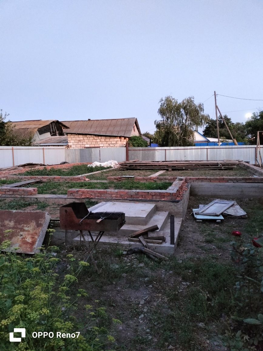 Продаётся дом с большим участкам (7 соток) на 2 рабочий