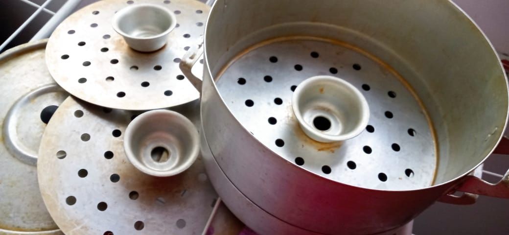 Продам комбайнёр, тостер, мантоварка, соковыжималка