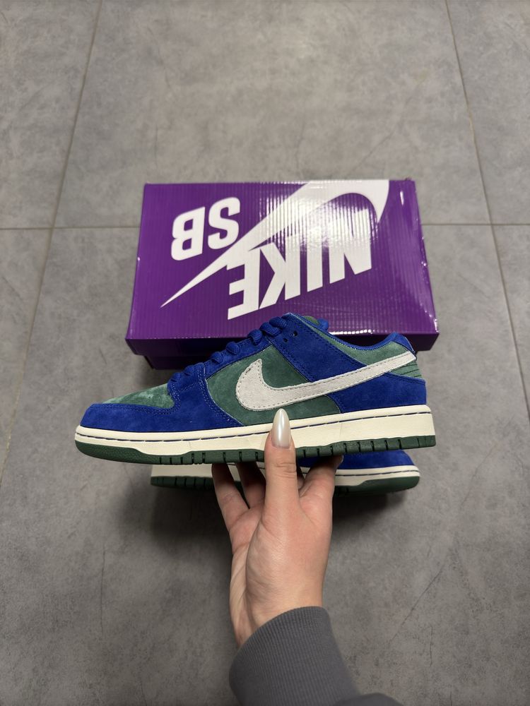 Nike SB Dunk Low Deep Royal Blue