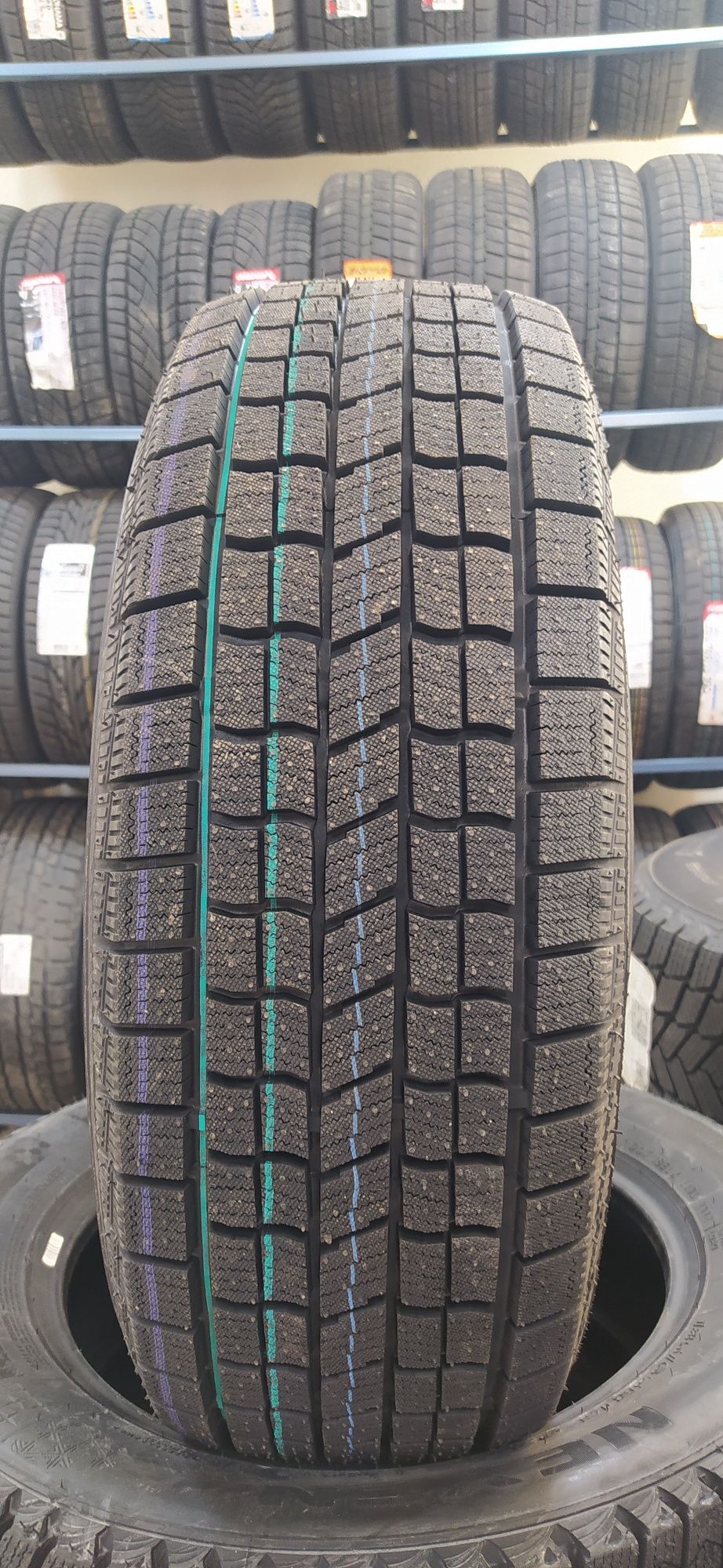 205/65R15 Nankang SN-1