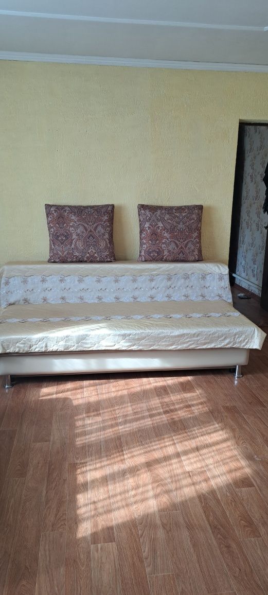Продам дом из 3 комнат, с хорошим участком