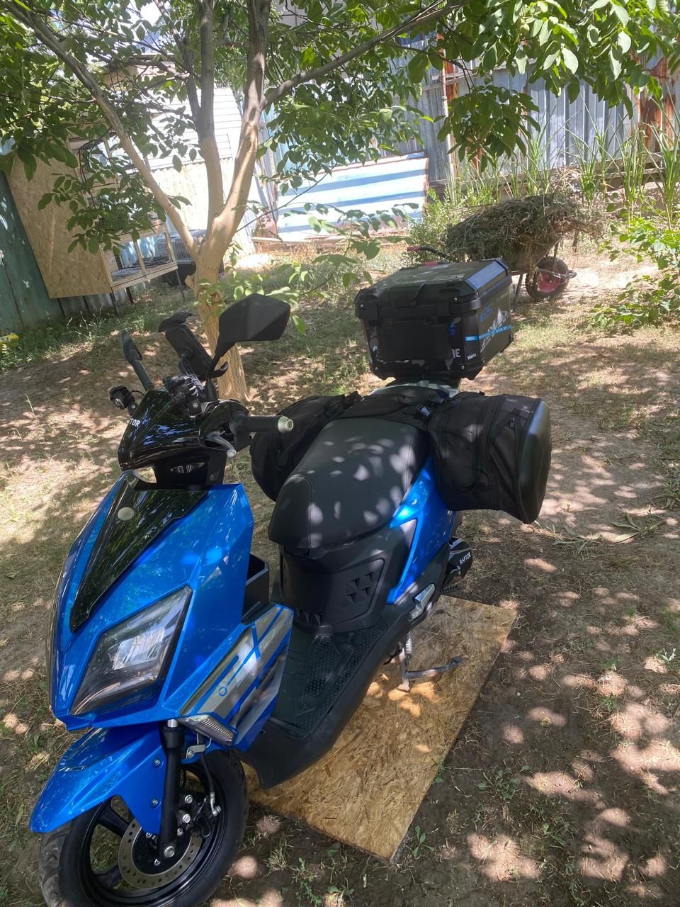 Продам мопед Raptor.