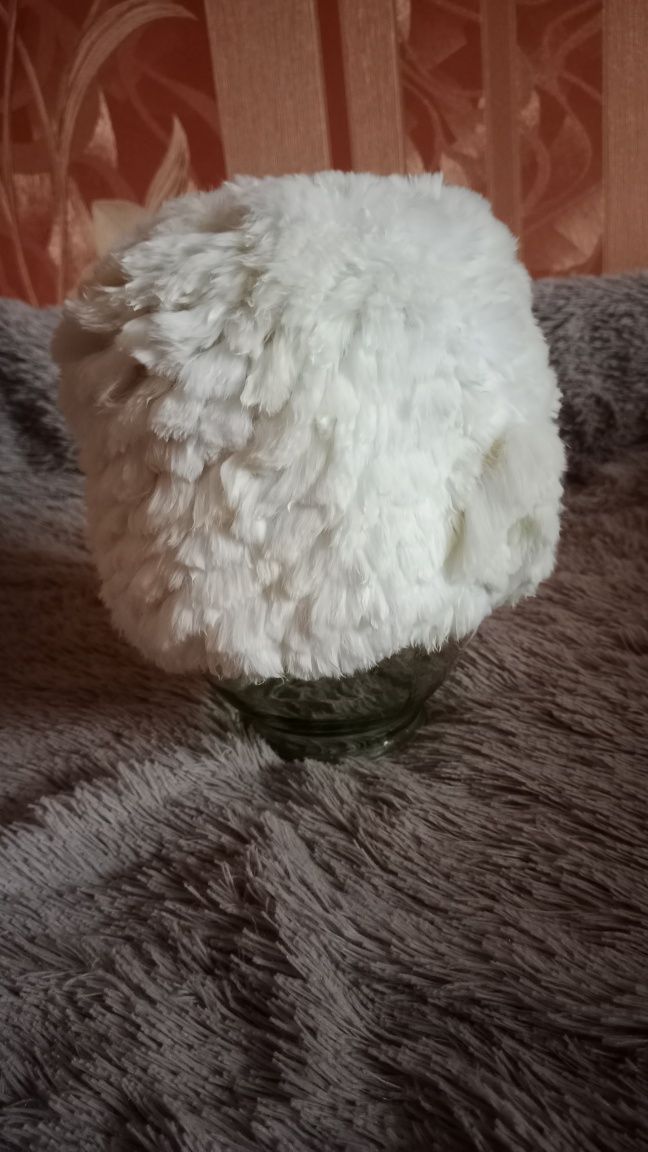Продам вязаные шапки