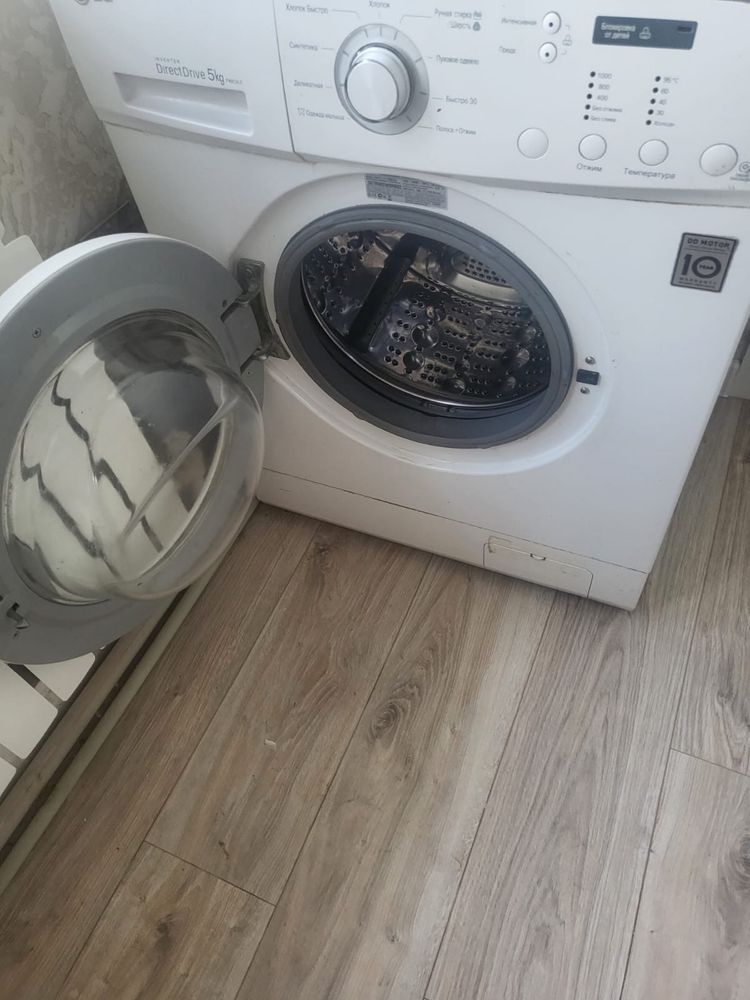 СРОЧНО продам стиральную машину, сломана