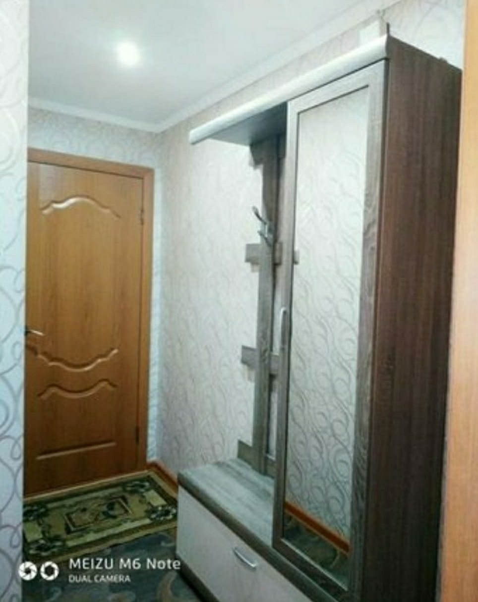 Однокомнатная, ДЛЯ ДВОИХ, старше 25 лет, посуточно. Пакет документов.